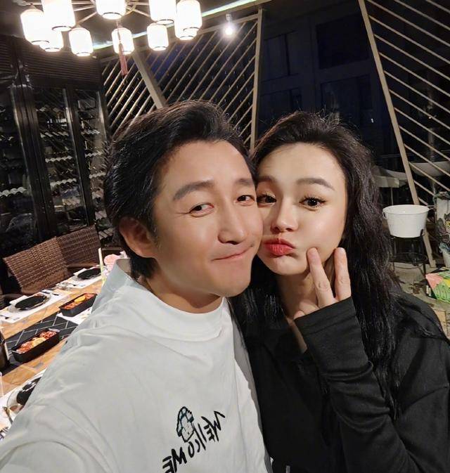 冉莹颖自曝和邹市明分房睡已经3年:伴侣不配合不要低三下四求他