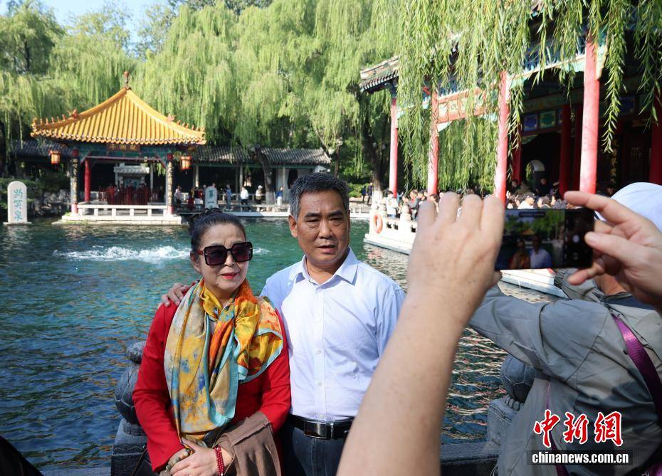 济南趵突泉水位创60年来最高纪录 迎最佳观赏期