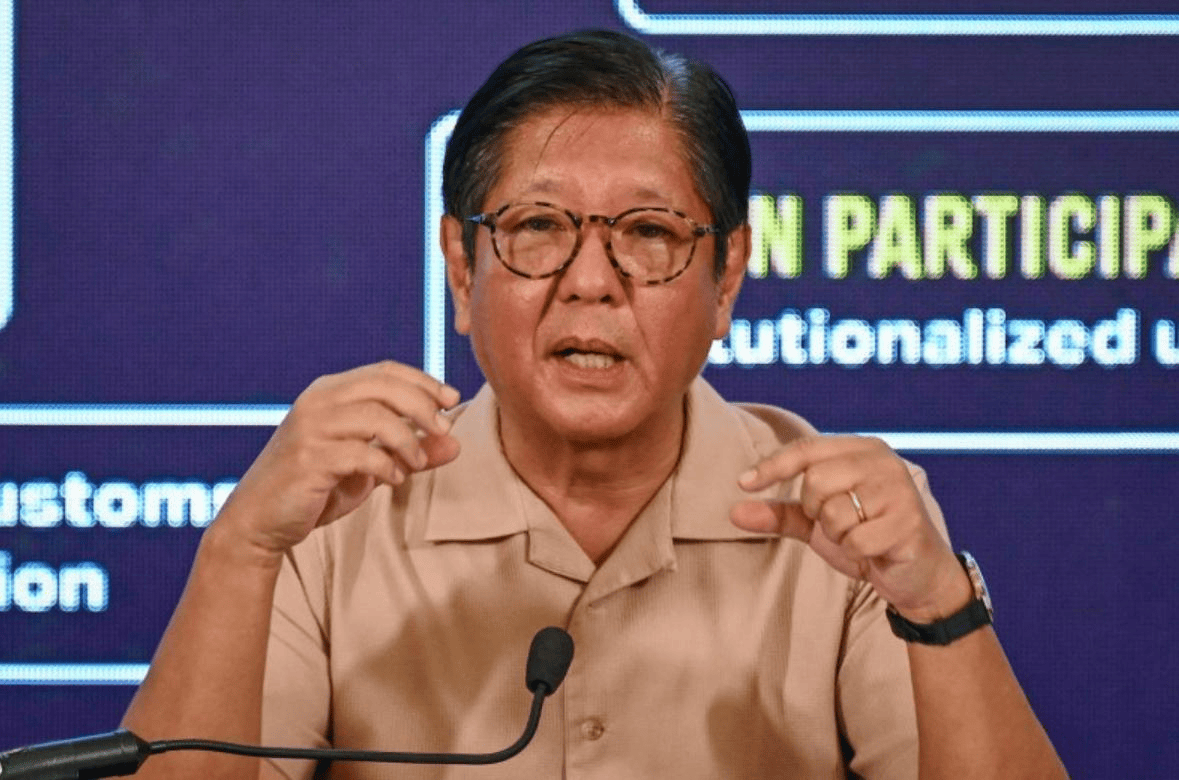中方实施入境禁令后，阿基诺家族突然出山，给马科斯留下一道难题